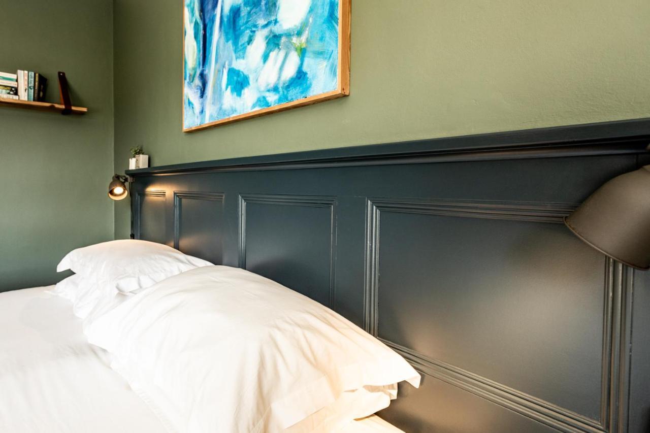 The Old Vicarage Bed & Breakfast Moylgrove Eksteriør bilde